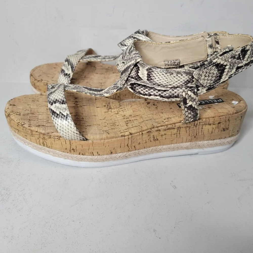 PELLE MODA PILAR Platform Sandsals (Blk/Wht/Snake) SZ 8.5